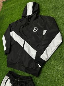 Lightweight Outdoor Windbreaker <b>Jackets</b> Set Manufacturers Custom Men White Black Winter Custom Wind Breaker <b>Jacket</b> For Men - Product Image 5