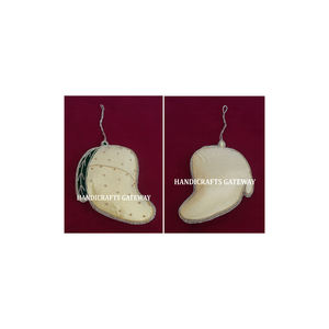 Nouveau design traditionnel d'article de décoration extérieure et intérieure fait à la main Golden Zari Broderie Arbre de Noël Ornements suspendus - Product Image 1