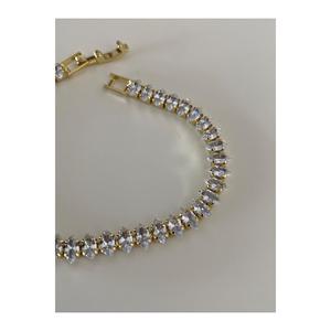 Bracciale Mathilda in acciaio a goccia in pietra Baguette
