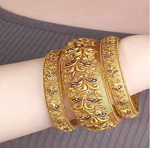 Bracelets élégants en laiton avec des motifs floraux complexes. Finition époustouflante. Disponible à prix de gros. - Product Image 1