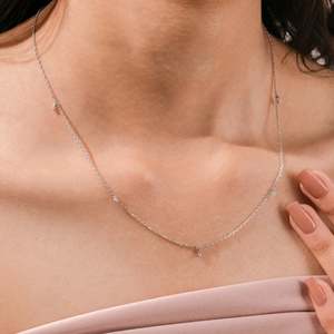 Collar con Colgante de Cinco Diamantes Marquise de Laboratorio de 0.10 CT, Joyería Fina de Lujo para Mujer, Ideal para Regalos de Boda Premium - Product Image 4