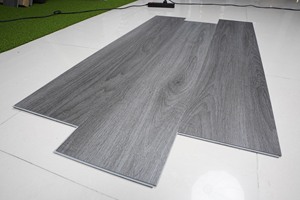 Suelo de clic 100% SPC de alta calidad del fabricante de Vietnam Patrón de madera PVC Espesor 3,2-6,5mm - Product Image 3