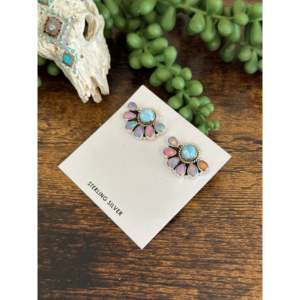Boucles d'oreilles clous fleur en argent sterling multi-pierres faites à la main du sud-ouest - Product Image 4