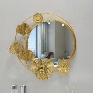 <span class=keywords><strong>Espejo</strong></span> de Pared Decorativo de Metal con Marco Redondeado Moderno de Grado <span class=keywords><strong>Dorado</strong></span> de Alta Calidad para Maquillaje - Product Image 3