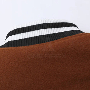 Chaqueta Varsity Lettermen personalizada de la mejor calidad para adultos Chaqueta de béisbol universitaria de invierno de lana fina para jóvenes Chaqueta personalizada - Product Image 5