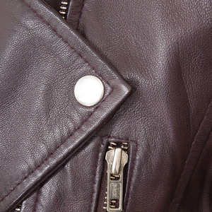 เสื้อแจ็คเก็ตหนังผู้หญิงคุณภาพสูง ระบายอากาศได้ดี บุด้วยผ้าควิลท์ พร้อมซิป กันน้ำ กันลม เหมาะสำหรับใส่ลำลอง - Product Image 5