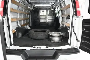 2019 GMC Savanna 2500 Trabajo - Product Image 2