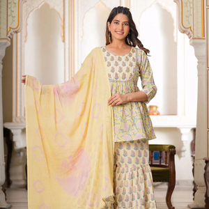 Conjunto de Kurta y Sharara para mujer, mezcla de algodón bordado de alta calidad para mujer, Kurta recto para mujer a un costo efectivo - Product Image 1