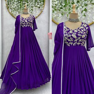 ชุดแต่งงานปักลายลูกไม้เรียงเป็นลำดับสีทองสำหรับผู้หญิงมีจำนวนมาก - Product Image 5