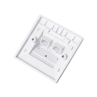 Prise murale fibre optique 2 ports POE/IP TCP/GSM/GPRS haute résistance aux chocs pour solutions de réseau FTTH