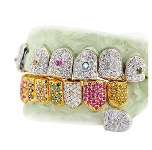 Custom Perm Cut Colorful Diamond Grillz Trillion Cut & Dust Finish Juego de 8 o 16 piezas Impresión incluida Totalmente personalizable - Product Image 6