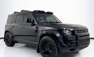 Land-Rover Defender 110 Carpathian Edition 2022 Usado en Perfecto Estado, 5.0L V8 Supercargado, Tracción en las Cuatro Ruedas, SUV de Lujo Todoterreno - Product Image 3