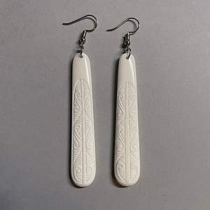 Pendientes de hueso de Búfalo Blanco antiguo hechos a mano estilo Animal náutico pulido impermeable con ágata hecha a mano por amor - Product Image 1