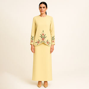 Abaya Modeste pour Femme Broderie Malaisienne, Vente Directe Usine, Respirante, Grande Taille, Confortable, en Polyester, Antistatique, Légère, Longueur au Sol - Product Image 1