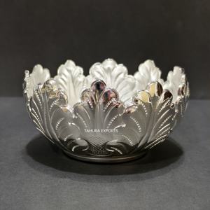 Simple Stylish Chocolate Serving Bowl Silver Tray Bowl Finest Quality Food Dessert Display for Hotel Table Decor Bowl - Product Image 5