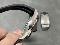 Vente en gros de boîtiers de montres en cristal de saphir de qualité supérieure, dotés du mouvement 3132, montres mécaniques automatiques multi-fuseaux horaires