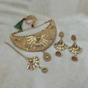 Kriaa Brown Kundan Choker Necklace <b>Set</b> with Maang Tikka <b>Gold</b>-Plated Fine <b>Jewelry</b>-1113604 - Product Image 1