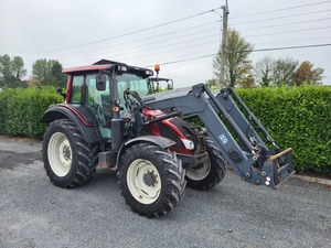 Tracteur à chenilles Valtra N103, moteur 140 CV, boîte de vitesses - Product Image 4