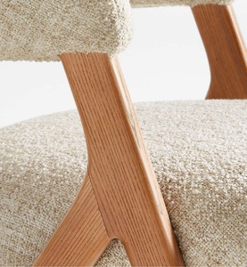 Chaise moderne en teck rembourrée pour salle à manger et hôtellerie, cadre en teck massif de qualité supérieure, dossier incurvé confortable - Product Image 5