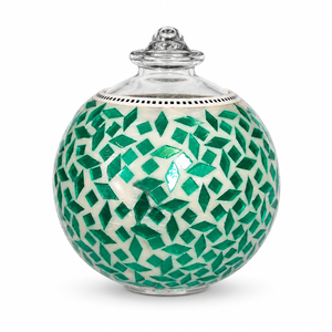 Adorno Navideño de Mosaico de Vidrio Hecho a Mano, Diseño de Diamantes de Lujo, Colgante Personalizable en Color, Artístico y Soplado - Product Image 5