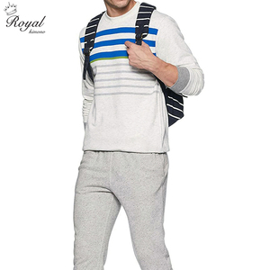 Sweat-shirt à col rond vierge de haute qualité 100 % coton molletonné coupe classique pour hommes, personnalisable avec logo numérique, vente en gros pour l'hiver - Product Image 3