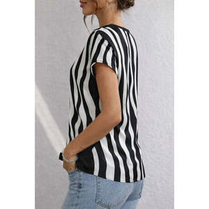 Women'<b>s</b> Short-Sleeved Mandarin V-Neck Woven Viscose <b>Blouse</b>, 37284 - Black - Product Image 3