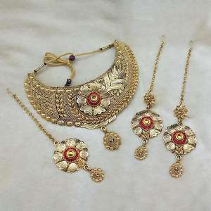Kriaa Brown Kundan Choker Necklace <b>Set</b> with Maang Tikka <b>Gold</b>-Plated Fine Jewelry-1113621 - Product Image 1