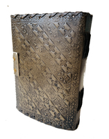 Journal en cuir véritable intégré à cinq pierres Wiccan Antique Deckle Edge Carnet de notes Journal scolaire fait à la main avec serrure en laiton Antique C
