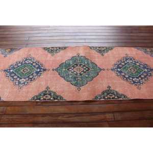 Vintage 2,8x12,7 ft Rug, Turkish Rug, <b>Red</b> Check <b>Wool</b> Rug - Product Image 3