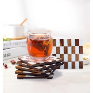 Promotion d'usine conception personnalisée style classique bord rond sous-verres en bois de liège support de fer avec ensemble en vrac emballage d'ensemble - Product Image 4