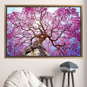 Lienzo Impreso: Elegante Paisaje Natural con Árboles en Flor, Lienzo con Marco Dorado - Product Image 1