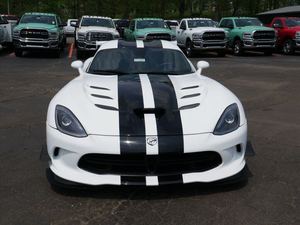 Offre Spéciale : Dodge Viper GTC RWD d'occasion, propre et prête à être expédiée - PRÊT À LIVRER - Product Image 1