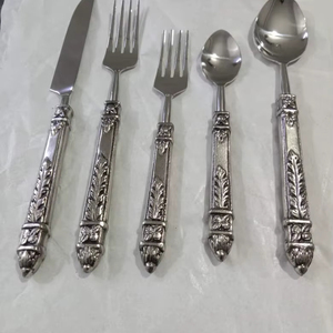 การออกแบบช้อนและชุดช้อนส้อมที่กำลังเป็นที่นิยม ทำจากโลหะคุณภาพสูง ใช้ในบ้านและร้านอาหาร - Product Image 1