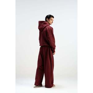 Sweat à capuche GOTS bio + pantalon ample plissé en molleton ultra épais 520 GSM imprimé bordeaux pour la saison automne-hiver - Product Image 2