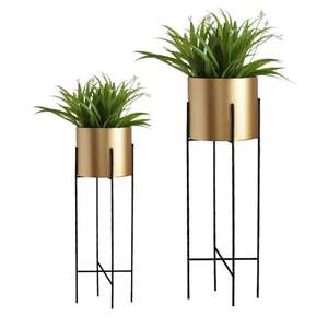 Meilleure vente jardinière minimaliste en fer faite à la main Pot de fleur en métal de style nordique pour la décoration de jardin exportateur indien - Product Image 1
