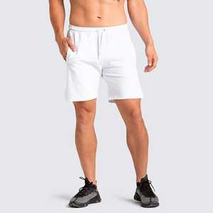 Personalizable de los hombres de 5 pulgadas gimnasio Activewear patrón sólido de punto pantalones cortos - Product Image 4