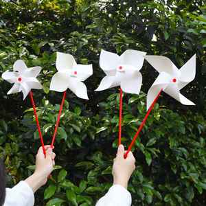 Kit Creativo per Girandole Fai-da-Te per Bambini con Carta Colorata e Materiali Sicuri Non Tossici Set Artistico Divertente - Product Image 1