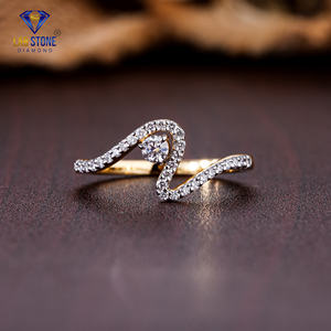 Lab-Stone Party Wear Bague en diamant 0.287 TDW Diamant taille ronde Or jaune Couleur EF-VS - Product Image 1