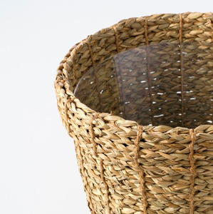 Maceta de hierba marina natural ecológica hecha en Vietnam, cesta colgante tejida, decoración para almacenamiento de lavandería, función de almacenamiento elegante - Product Image 3
