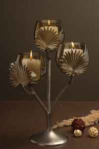 Bougeoir en aluminium plaqué argent à une tête de dernière conception pour la maison et les fêtes de mariage avec des finitions et de haute qualité - Product Image 6