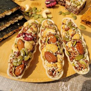 Gâteaux de bateau croustillants et satisfaisants remplis de noix/bonté maison/valeur abordable - Product Image 3