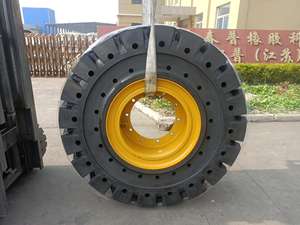 Neumáticos para Equipo Pesado 17.5-25 17.5 25 23.5-25 23.5 25 Neumático Sólido con Llanta para Cargador, Grúa de Pórtico Frontal, Grúa Portuaria RTG - Product Image 2