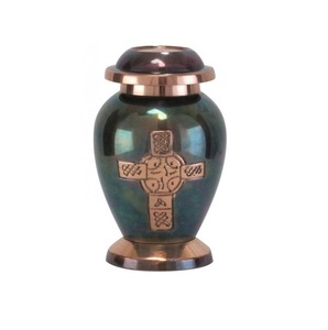 Urna Funeraria de Metal Dorado de Lujo para Adultos con Asas Decorativas, Suministro al por Mayor OEM, Urna Conmemorativa Premium para Cenizas Humanas. - Product Image 6
