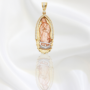 Colgante de Nuestra Señora de Guadalupe, accesorio de joyería de tendencia Chapado en tres tonos de oro de 14 quilates para mujeres, hombres, niños de fe cristiana - Product Image 4