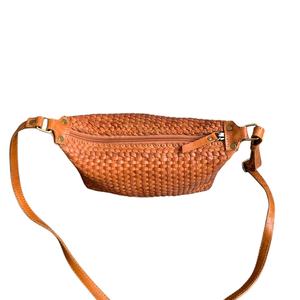 Mejor precio estilo bohemio tejido a mano bolso cruzado de cuero genuino hecho a mano Indonesia cierre de cremallera para la temporada de primavera/verano - Product Image 4
