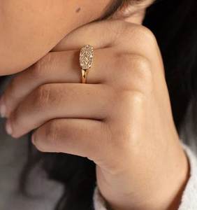 Anillo de Dedo Medio Romántico con Circonita Cúbica en Engaste de Plata de Ley 925 para Mujer, para Boda, Compromiso, Aniversario, Fiesta - Product Image 3