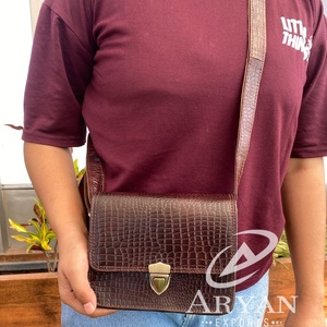 2024 nouveau motif Crocodile luxe en cuir véritable sac à main de haute qualité en cuir pleine fleur sac à bandoulière à la mode femmes sac - Product Image 1