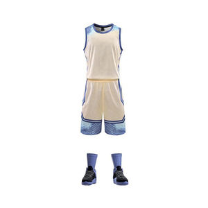 Ensemble d'uniformes de basketball respirants personnalisés de haute qualité avec un design sublimé 3D dernier cri en 100 % polyester et impression de logo OEM - Product Image 4