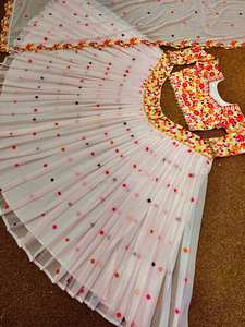 NOUVEAU LEHENGAS CHOLI EN SOIE GEORGETTE BRODÉE PAR FABZONE DESIGNER AVEC DUPATTA - Product Image 4