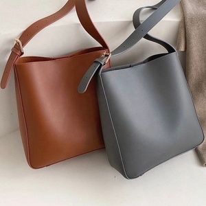 High Quality Handmade English Style <b>Shoulder</b> Bag Genuine Leather with <b>Strap</b> Summer Top Indian Supplier Manufacturer - Product Image 5